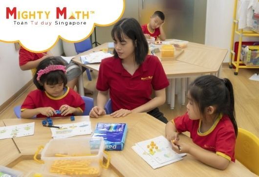 Bố mẹ hoàn toàn yên tâm khi bé được học toán tại các trung tâm