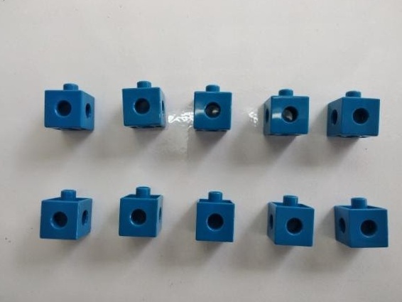 Thêm 1 vào 9 được Số mới