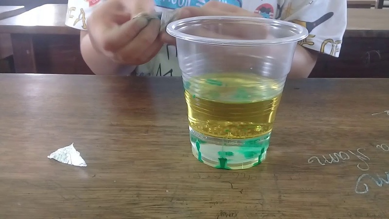 thí nghiệm trộn dầu với nước